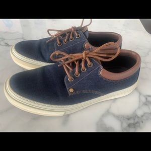 Louis Vuittton Articles De Voyage Denim Sneaker